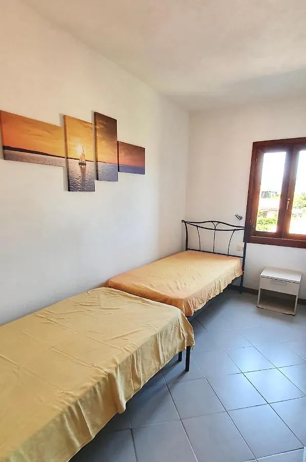 Iss Travel, Le Carrube Two Bedrooms Apartments With Air Conditioning San Teodoro  San Teodoro (Sardinia)